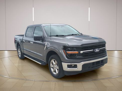 Used 2025 Ford F150 XLT w/ Equipment Group 301A Standard RWD image 14
