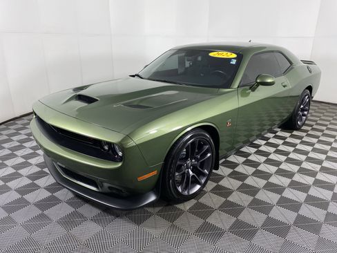 Used 2022 Dodge Challenger R/T Scat Pack image 12