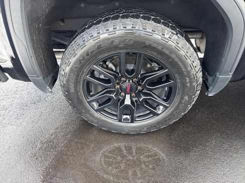 Used 2023 GMC Sierra 1500 Elevation image 30