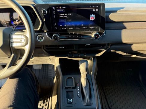 Used 2023 Chevrolet Colorado W/T w/ LPO, Pro Essentials Package image 9