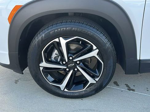 Used 2021 Chevrolet TrailBlazer RS w/ Sun and Liftgate Package image 7