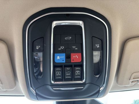 Used 2021 Jeep Grand Cherokee L Limited w/ Trailer Tow Group (B) AWD/4WD image 28