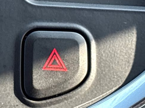 Used 2024 Chevrolet Tahoe LT image 34