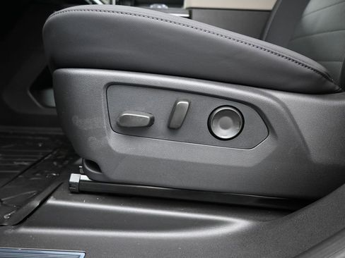 New 2026 GMC Hummer EV SUV image 13