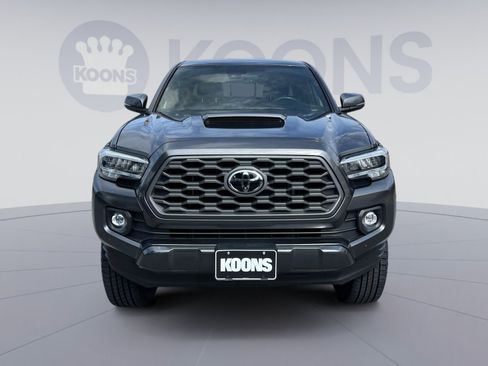 Used 2023 Toyota Tacoma TRD Sport AWD/4WD image 11