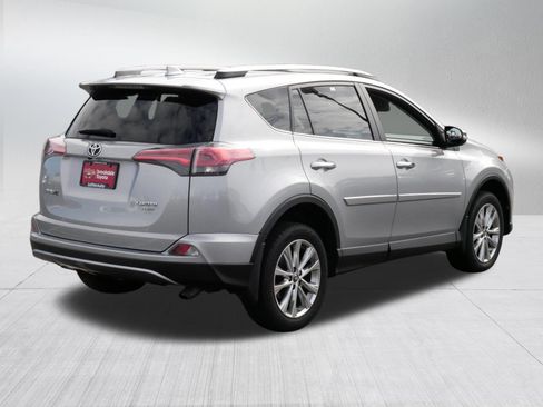 Used 2018 Toyota RAV4 Limited w/ Protection Package AWD/4WD image 7