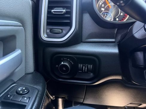 Used 2020 RAM 2500 Big Horn AWD/4WD image 23