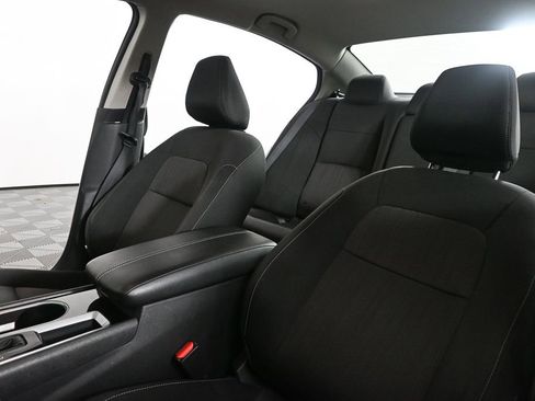 Used 2024 Nissan Altima 2.5 SV image 5