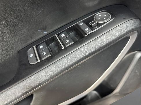 Used 2023 Kia Soul LX w/ Option Group 015 FWD image 24