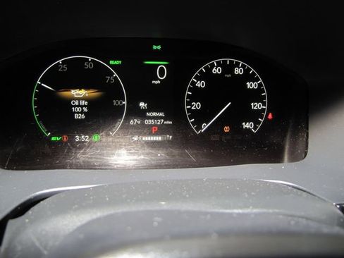 Certified 2025 Honda CR-V Sport image 4