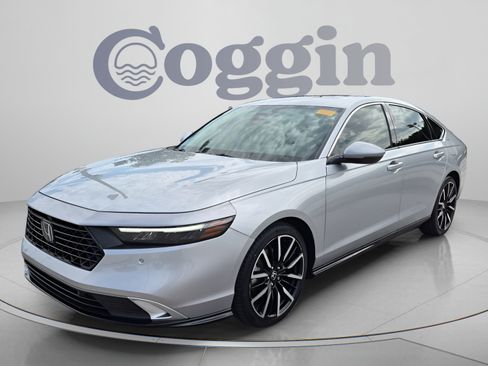 Certified 2024 Honda Accord Touring image 1