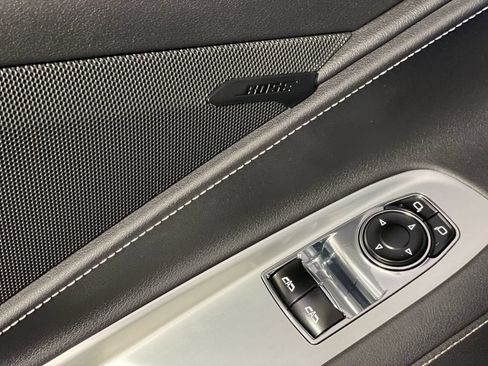 Used 2021 Chevrolet Corvette Stingray Coupe w/ Z51 Performance Package RWD image 30