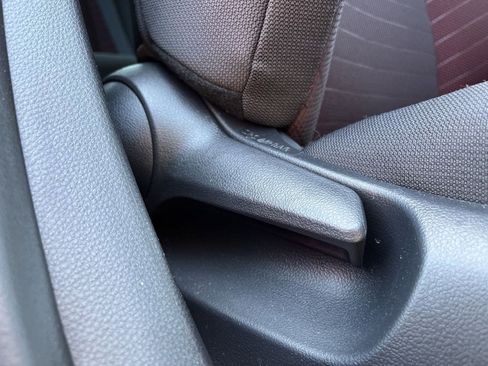 Used 2024 Toyota Corolla SE FWD image 24