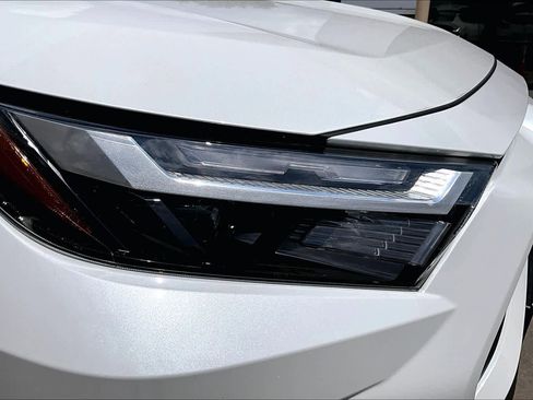 Used 2024 Toyota RAV4 XLE Premium image 27