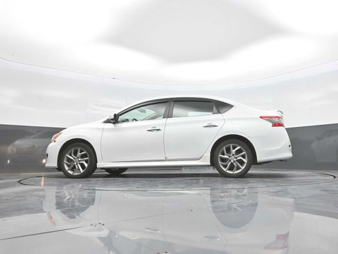 Used 2014 Nissan Sentra SR w/ SR Driver Package FWD image 34