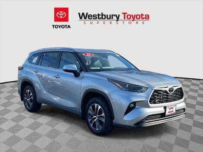 Certified 2025 Toyota Highlander XLE