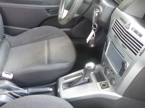 Used 2008 Saturn Astra XR image 7