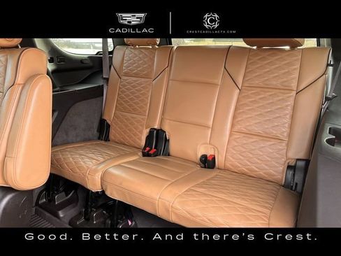 Certified 2021 Cadillac Escalade Premium Luxury w/ LPO, Illumination Package image 32