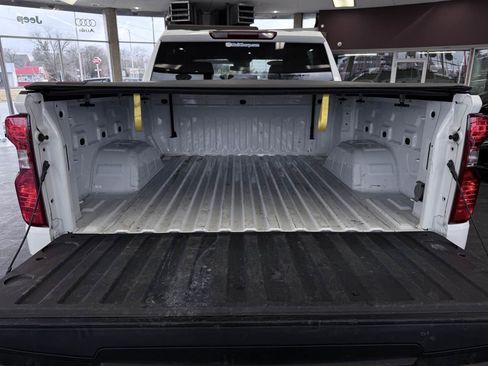 Used 2023 Chevrolet Silverado 1500 Custom Trail Boss image 24