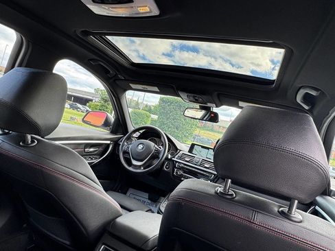 Used 2017 BMW 330e RWD image 19