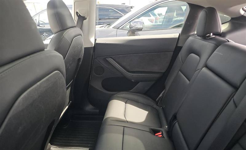 Used 2024 Tesla Model Y Long Range AWD/4WD image 7