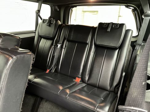 Used 2016 Ford Expedition EL XLT w/ Equipment Group 202A image 14
