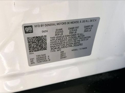Used 2024 GMC Terrain SLT AWD/4WD image 36