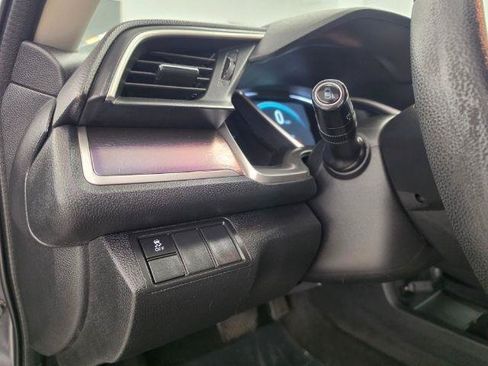 Used 2016 Honda Civic EX-T image 8