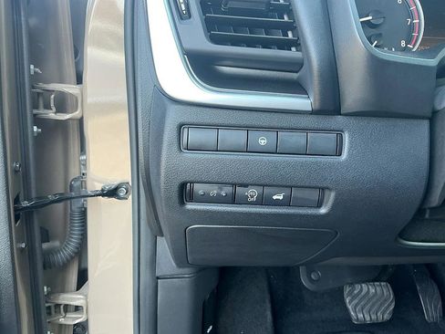 Certified 2024 Nissan Rogue SV image 13