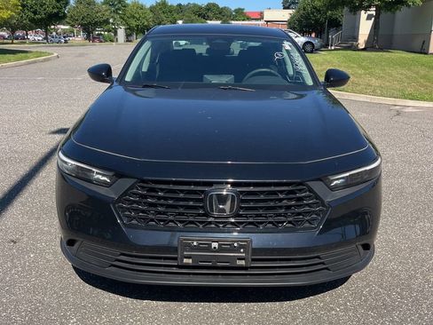 Used 2023 Honda Accord LX image 2
