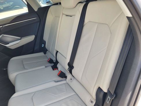 Used 2019 Audi Q3 2.0T Premium Plus w/ Premium Plus Package AWD/4WD image 16