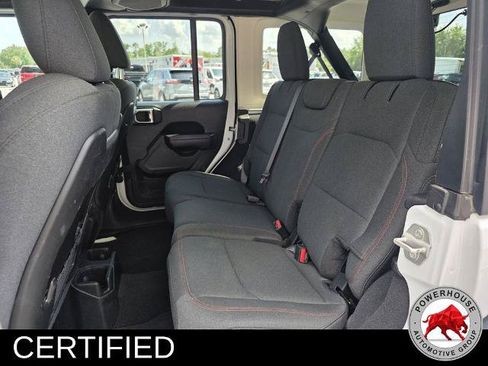 Used 2024 Jeep Wrangler Unlimited Rubicon AWD/4WD image 16