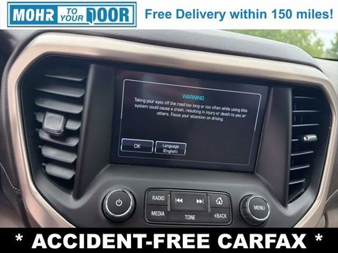 Used 2017 GMC Acadia Denali w/ Technology Package FWD image 20