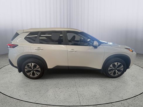 Used 2023 Nissan Rogue SV w/ SV Premium B Package AWD/4WD image 7