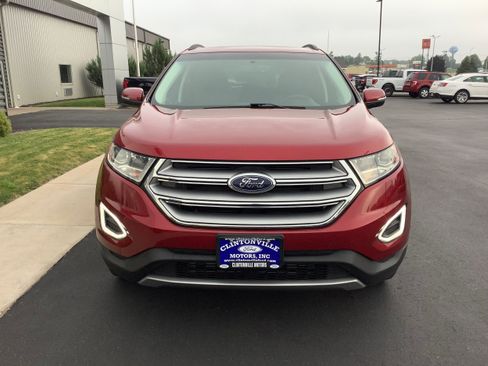 Used 2018 Ford Edge SEL w/ Equipment Group 201A AWD/4WD image 3