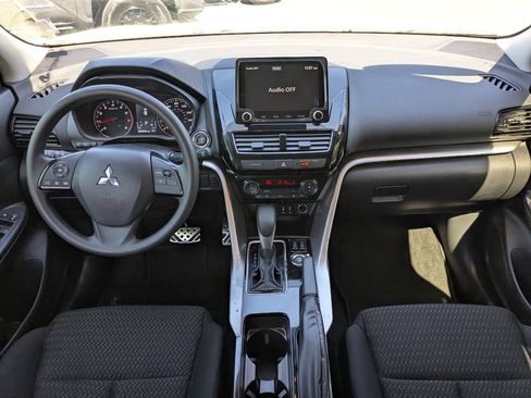 Used 2024 Mitsubishi Eclipse Cross Black Edition image 13
