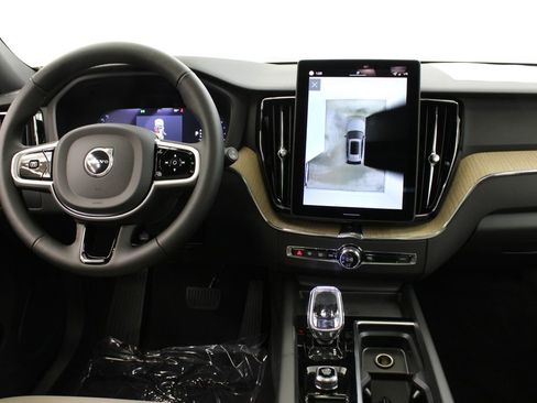 New 2026 Volvo XC60 B5 Plus w/ Protection Package Premier AWD/4WD image 9