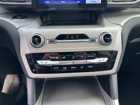 Certified 2023 Ford Explorer XLT w/ Equipment Group 202A image 17