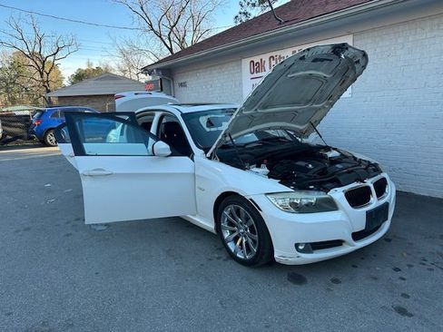 Used 2011 BMW 328i Sedan image 8