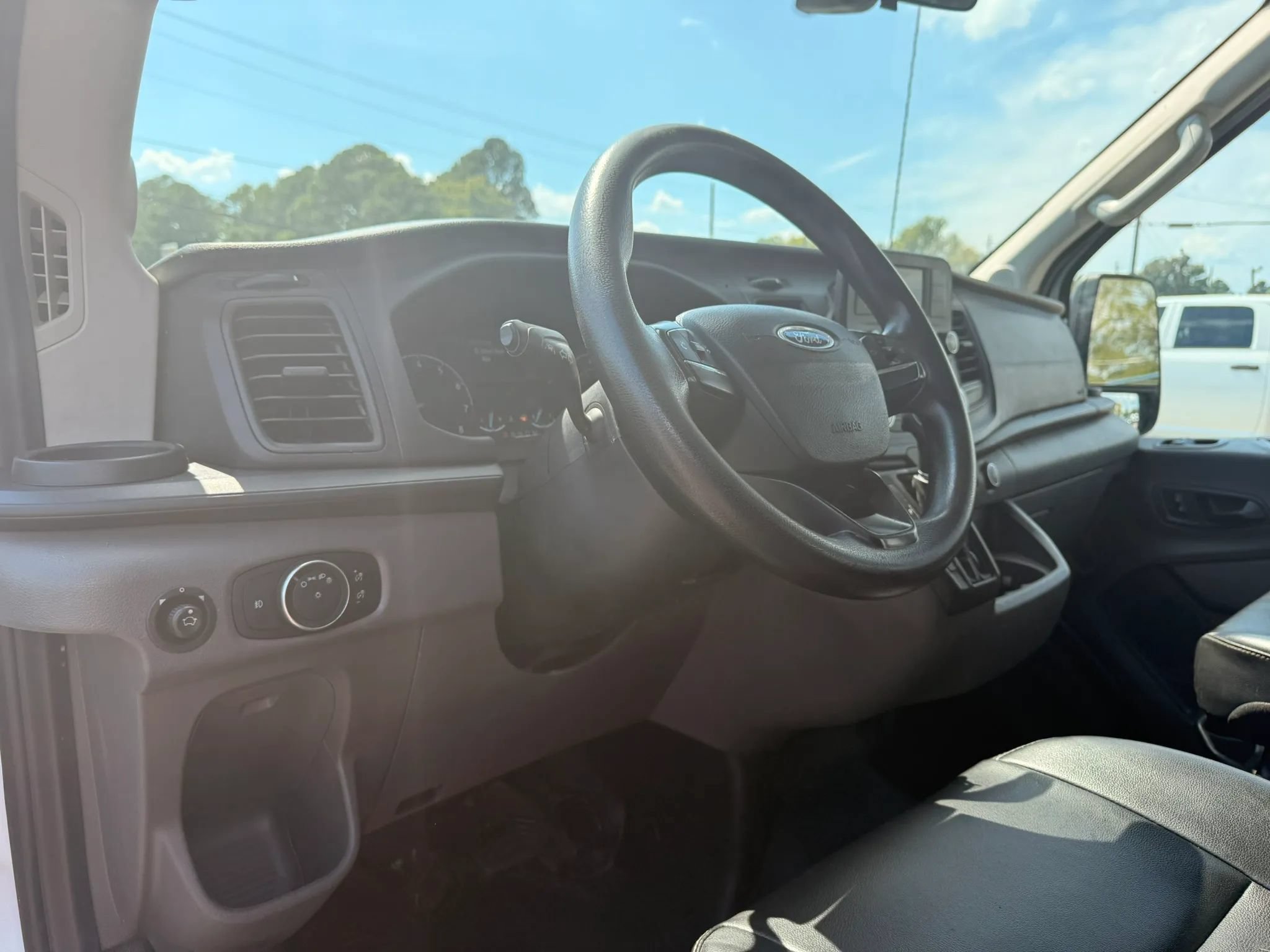 Used 2020 Ford Transit 250 Medium Roof w/ Load Area Protection Package RWD image 13