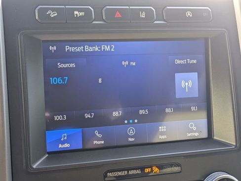 Used 2020 Ford Expedition XLT w/ Equipment Group 202A AWD/4WD image 17