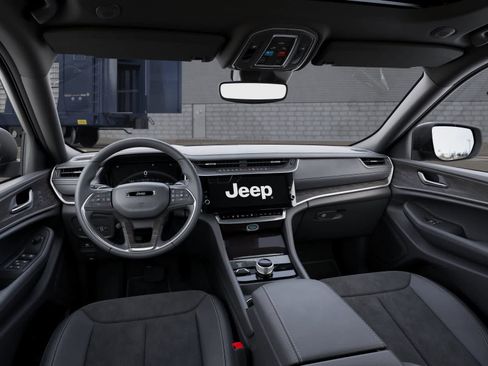 New 2026 Jeep Grand Cherokee Altitude image 14