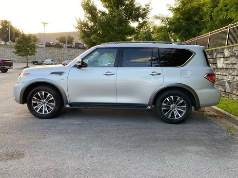 Used 2019 Nissan Armada SL w/ Premium Package AWD/4WD image 4