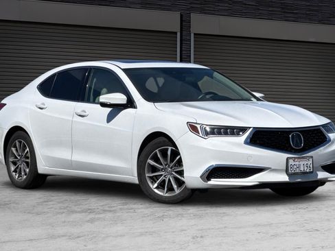 Used 2019 Acura TLX image 2