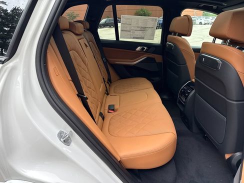 New 2026 BMW X5 xDrive40i w/ M Sport Package AWD/4WD image 26