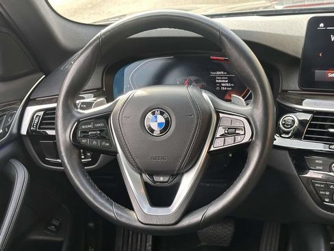 Used 2023 BMW 530i xDrive w/ Convenience Package AWD/4WD image 19