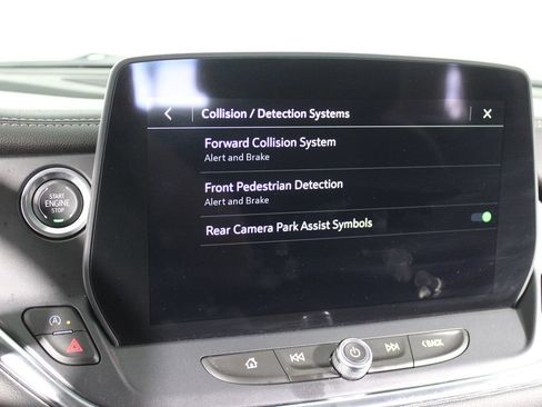 Used 2025 Chevrolet Blazer LT FWD image 17