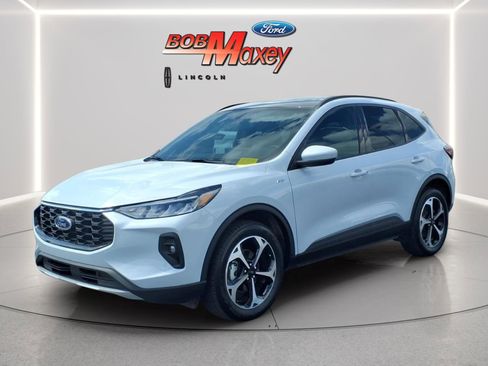Used 2025 Ford Escape ST-Line Select w/ Tech Pack #1 AWD/4WD image 1