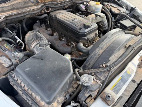 Used 2004 Dodge Ram 3500 Truck SLT w/ Trailer Tow Group image 9