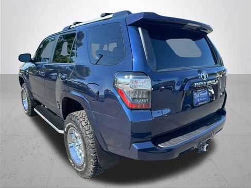 Used 2019 Toyota 4Runner SR5 Premium AWD/4WD image 9